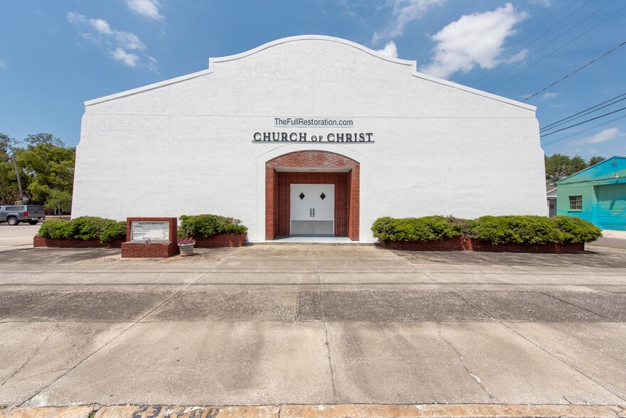 More Photos Of 4608 N Nebraska Ave, Tampa Religious Facility For Sale