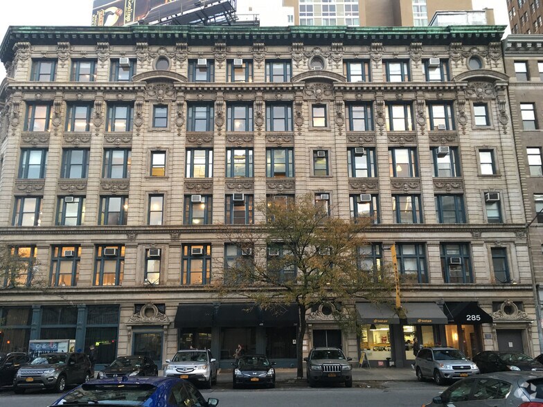 More Photos Of 285 W Broadway, New York Office For Lease