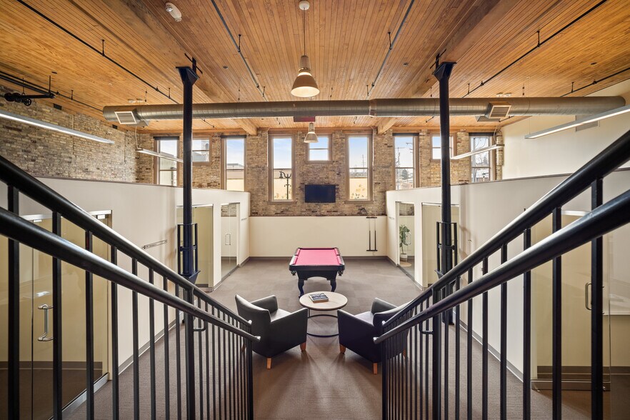 More Photos Of 211 N Franklin St, Port Washington Office For Lease