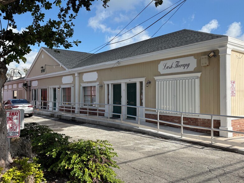 More Photos Of 2720 E Oakland Park Blvd, Fort Lauderdale Storefront Retail Office For Lease
