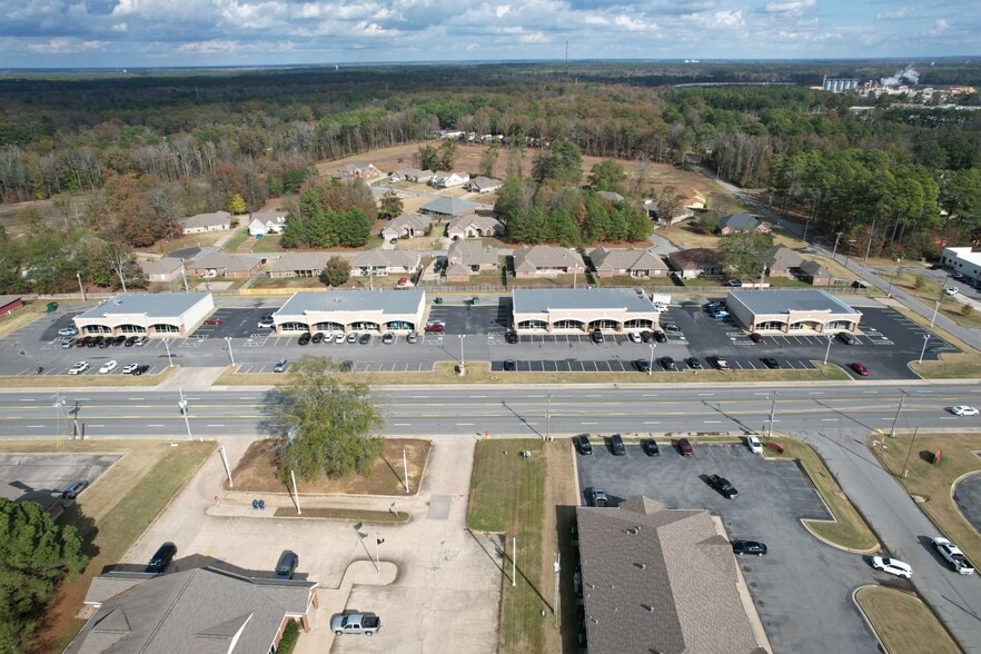 More Photos Of 7400-7403 Dollarway Rd, White Hall Unknown For Lease
