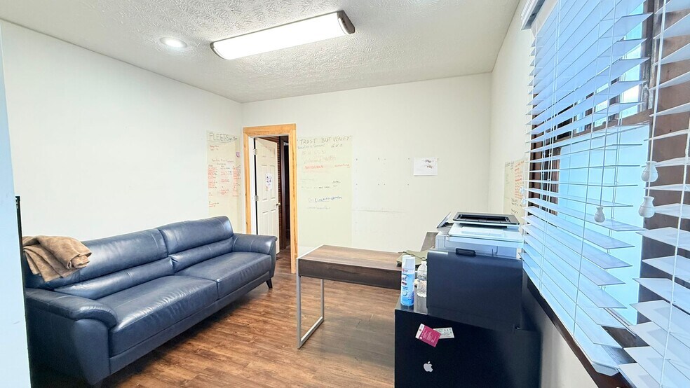 More Photos Of 180 N US 31, New Whiteland Loft Creative Space For Lease