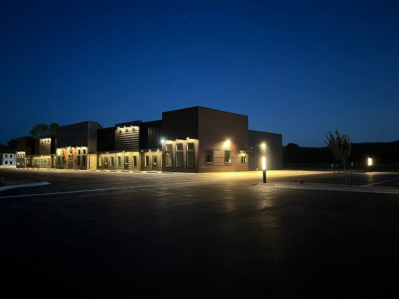 More Photos Of 2355 Center St, Fayetteville General Retail For Sale