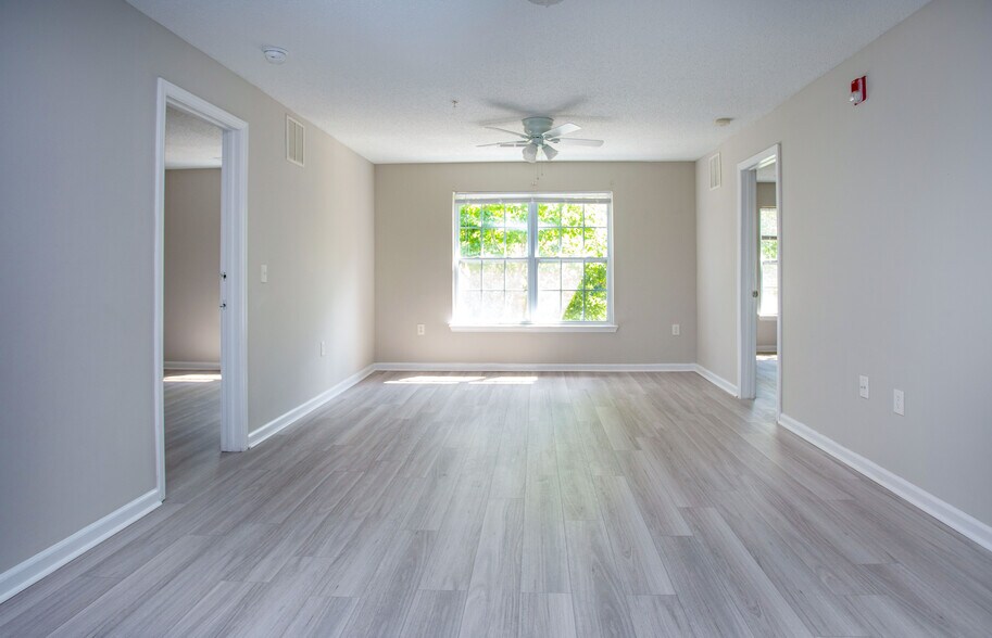 More Photos Of 3000 S Adams St, Tallahassee Apartments For Sale