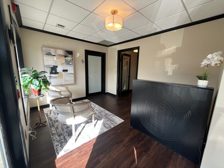 More Photos Of 5853 Post Rd, East Greenwich General Retail For Sale