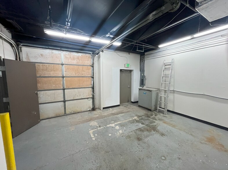 More Photos Of 555 Alter St, Broomfield Service For Lease