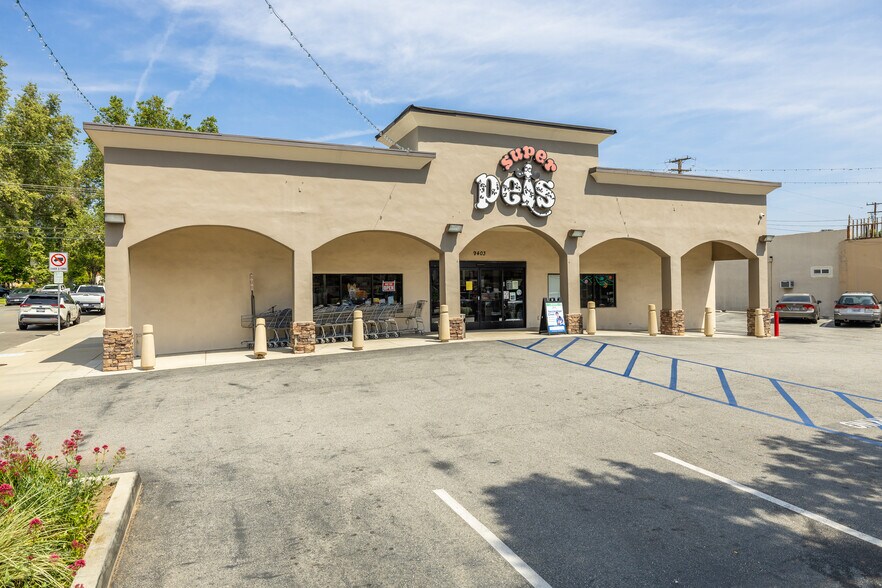 More Photos Of 9403 Las Tunas Dr, Temple City Freestanding For Sale