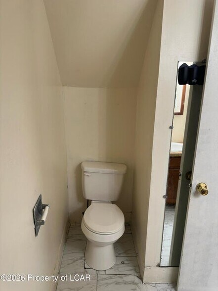 More Photos Of 546 W Main St, Plymouth Apartments For Sale