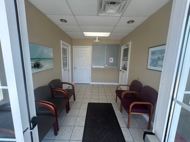 More Photos Of 5680 Bridgetown Rd, Cincinnati Medical For Sale