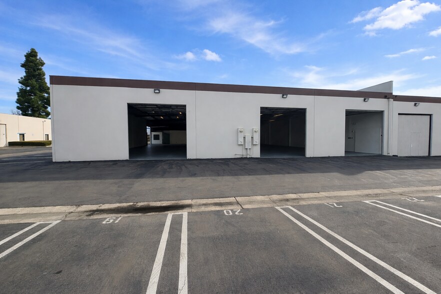 More Photos Of 251 Gemini Ave, Brea Warehouse For Sale