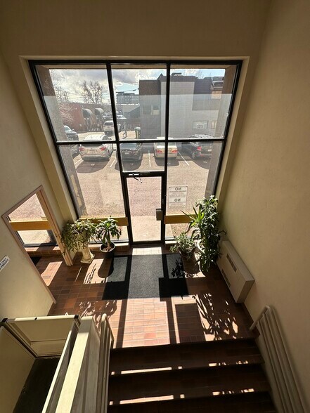 More Photos Of 405 S Cascade Ave, Colorado Springs Loft Creative Space For Lease