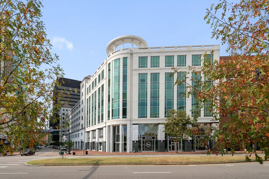 More Photos Of 580 E Main St, Norfolk Office For Lease