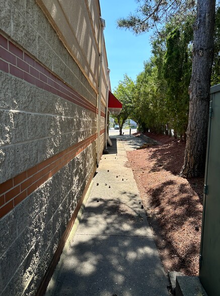 More Photos Of 349 Broadway, Somerville Freestanding For Lease