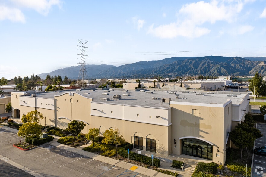 More Photos Of 5354 Irwindale Ave, Irwindale Warehouse For Lease