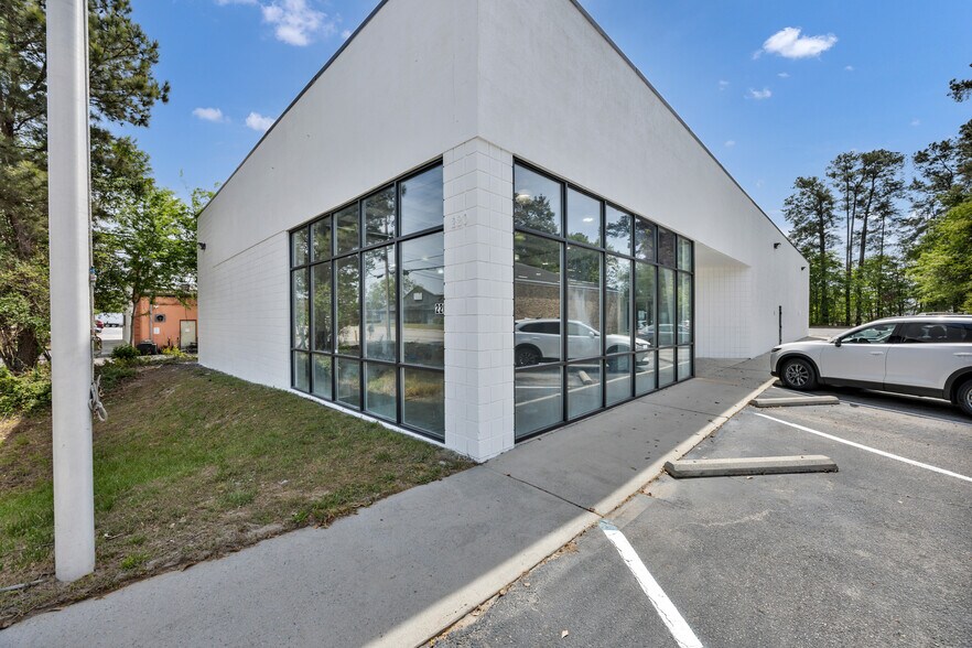 More Photos Of 220 Oneil Ct, Columbia Industrial For Sale
