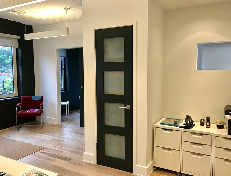 More Photos Of 8-10 Fullerton Ave, Montclair Loft Creative Space For Lease