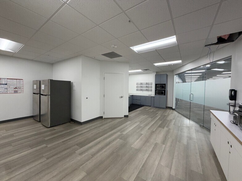 More Photos Of 251 W River Park Dr, Provo Office For Lease