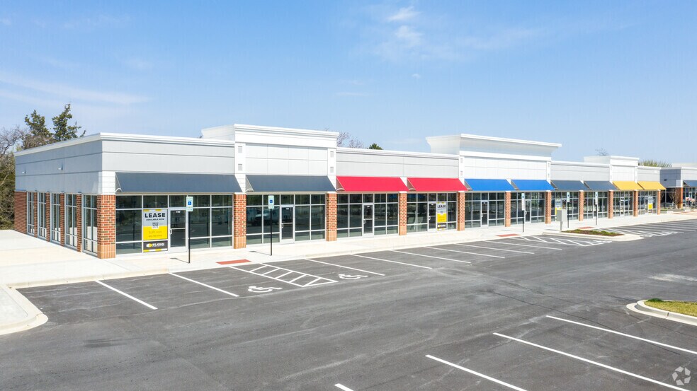 More Photos Of 806 Pinnacle Dr, Linthicum Heights Storefront For Lease