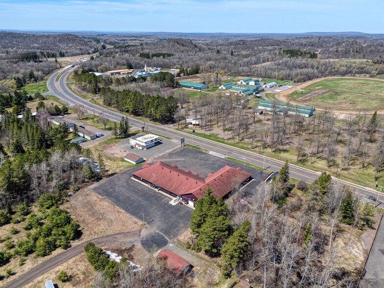 More Photos Of 629 W Cloverland Dr, Ironwood Storefront For Sale