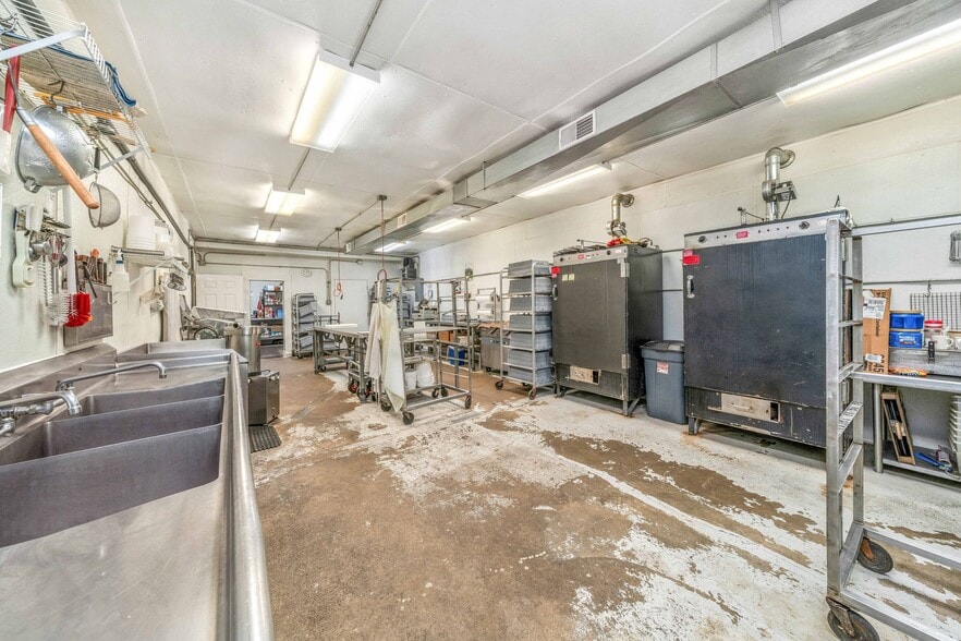 More Photos Of 101 S East St, Earlville Specialty For Sale