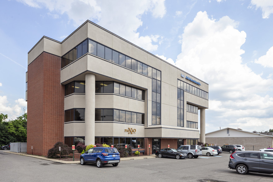 Primary Photo Of 1800 Pine Hollow Rd, Mckees Rocks Office For Sale