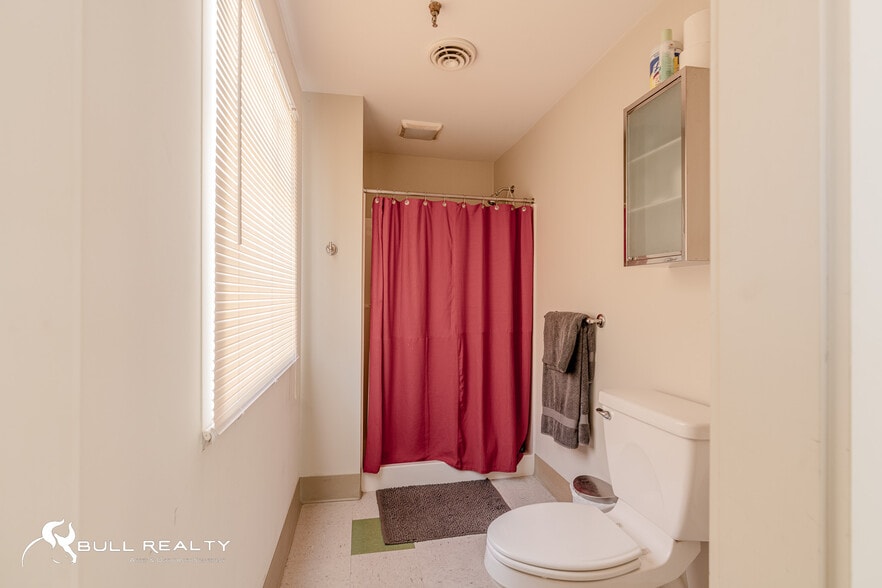 More Photos Of 979 Donnelly Ave SW, Atlanta Warehouse For Sale