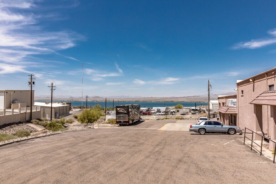 More Photos Of 1055 Empire Dr, Lake Havasu City Distribution For Lease