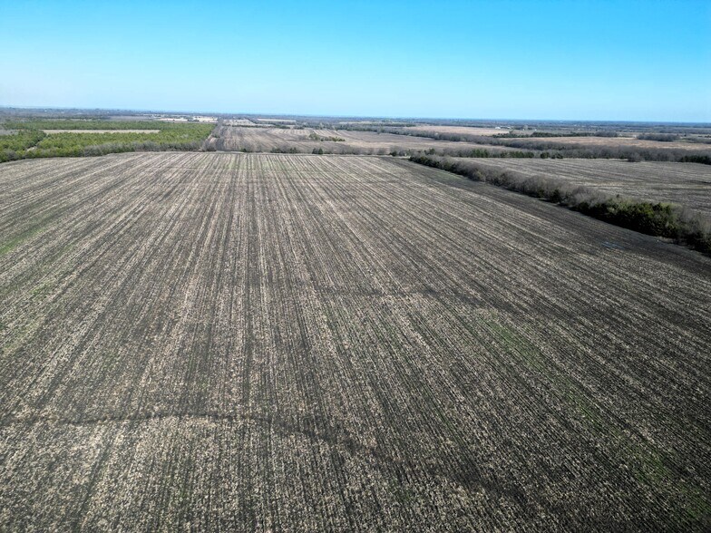 More Photos Of 1 County Road 4914, Ladonia Land For Sale