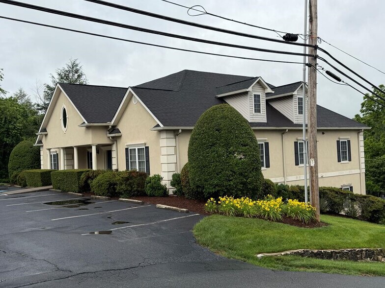 Primary Photo Of 730 E Second St, Blue Ridge Office For Sale