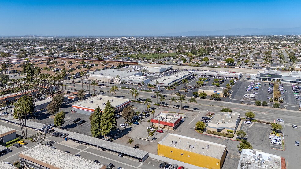 More Photos Of 6908-6916 Warner Ave, Huntington Beach Freestanding For Sale