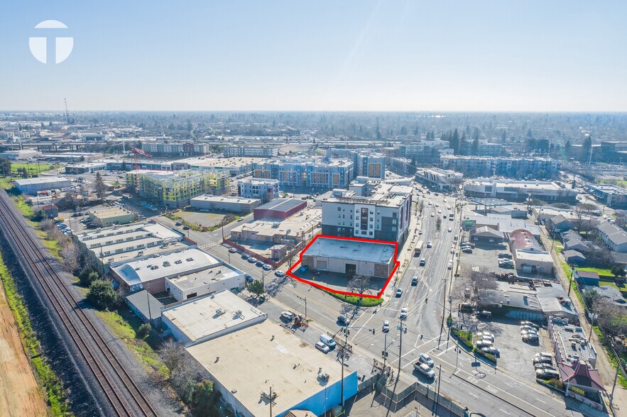 More Photos Of 6500 Elvas Ave, Sacramento Warehouse For Sale