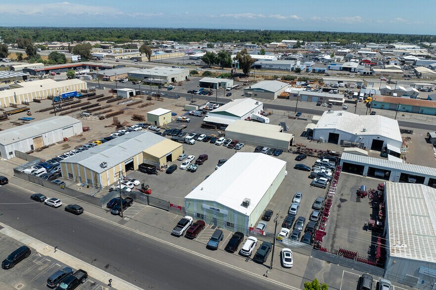 More Photos Of 1348 McWilliams Way, Modesto Warehouse For Lease