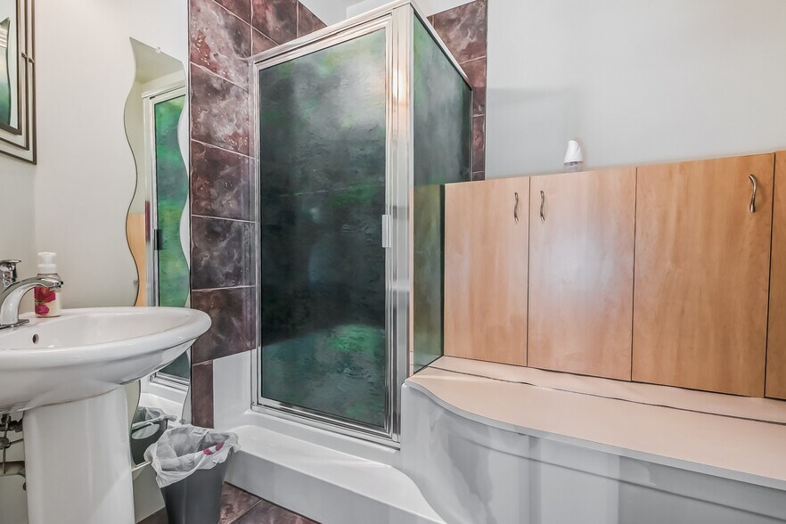 More Photos Of 10403 122 St, Edmonton Office For Sale