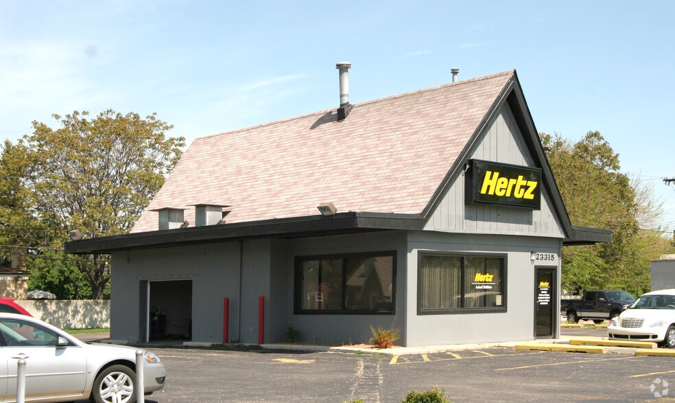 More Photos Of 23315 Gratiot Ave, Eastpointe Freestanding For Lease