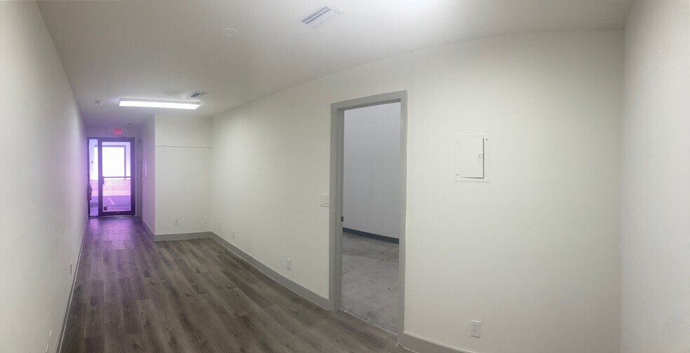 More Photos Of 11496 Pierson Rd, Wellington Warehouse For Lease