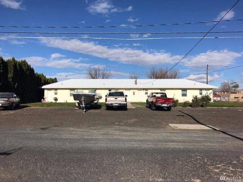 More Photos Of 222 G St SE, Quincy Apartments For Sale