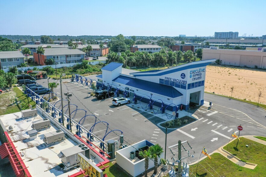 More Photos Of 1071 Highway 98 E, Destin Freestanding For Sale