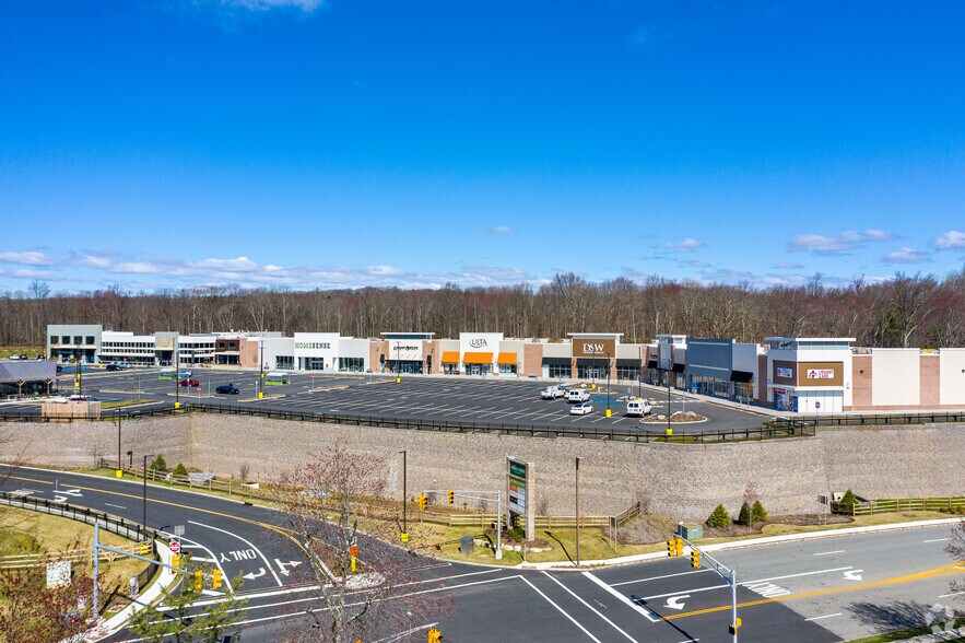 More Photos Of 3440 US Highway 46, Parsippany Unknown For Lease
