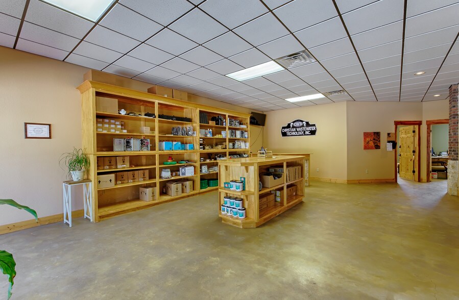 More Photos Of 1274 Blake Rd, Conroe Office For Lease
