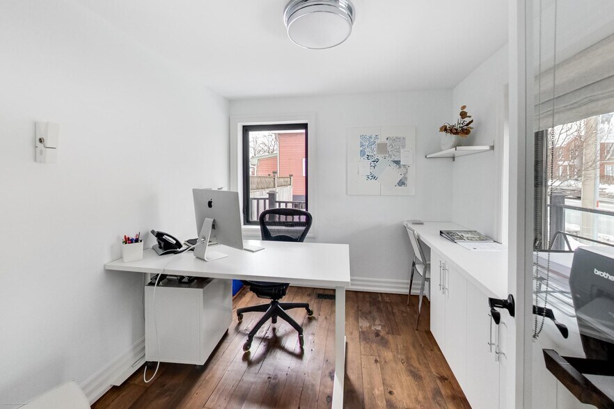 More Photos Of 578 Kingston Rd W, Ajax Office For Sale