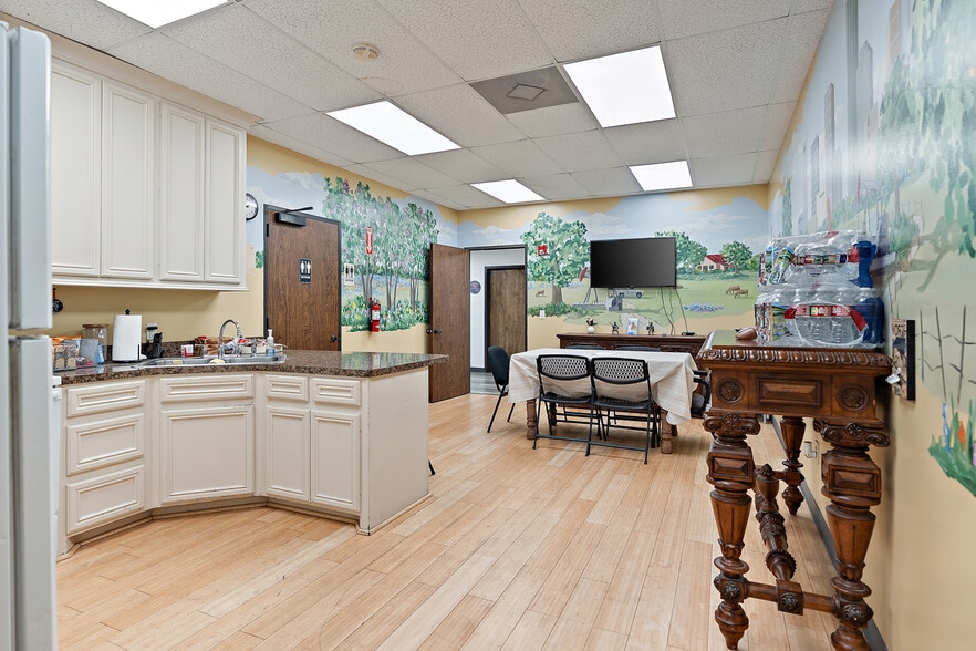 More Photos Of 12112 Almeda Rd, Houston Warehouse For Sale