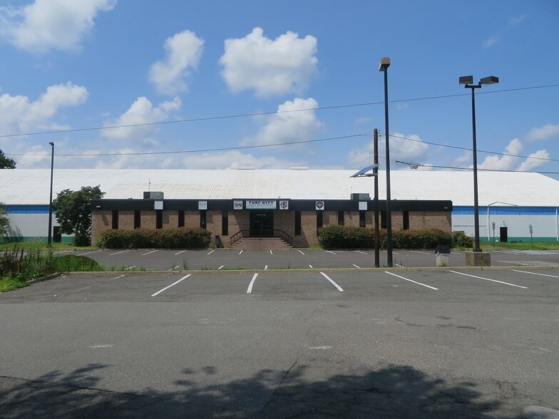 More Photos Of 1235 Rt 23, Wayne Warehouse For Lease