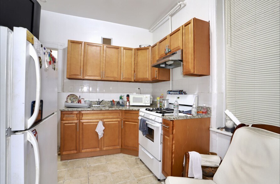 More Photos Of 2606 Central Ave, Union City Apartments For Sale