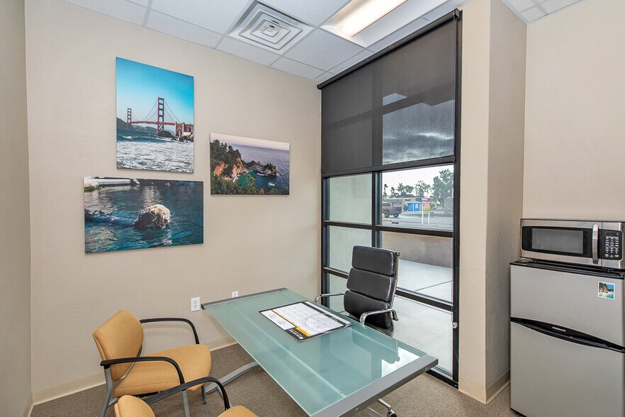 More Photos Of 11375 S Fortuna Rd, Yuma Storefront Retail Office For Sale