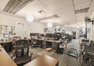 More Photos Of 456 W 55th St, New York Flex For Sale