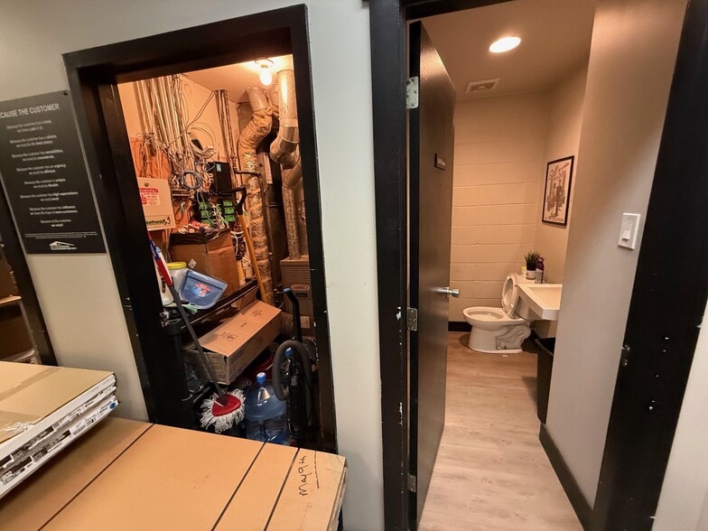 More Photos Of 6145-6173 6 St SE, Calgary Warehouse For Lease