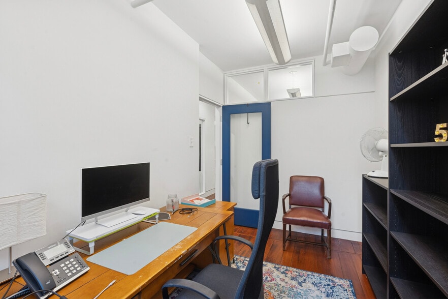 More Photos Of 215 Church St, Philadelphia Office Residential For Sale