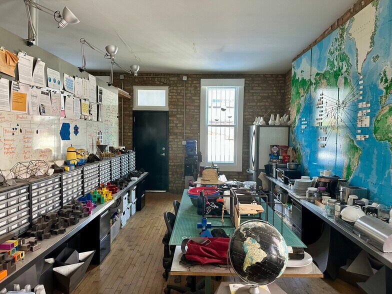 More Photos Of , Chicago Unknown For Sale