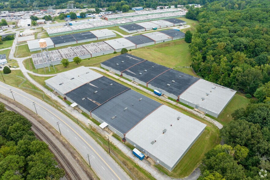 More Photos Of 946 Newgass St, Danville Manufacturing For Lease