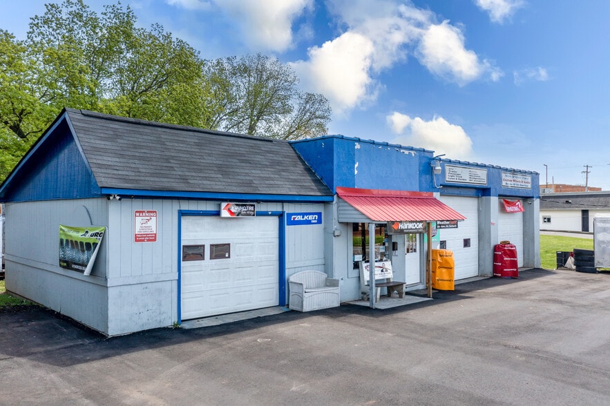 More Photos Of 15 N Carolina Ave, Maiden Auto Repair For Sale